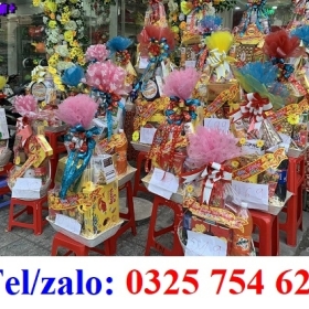 GIỎ QUÀ TẾT TẶNG PHỤ HUYNH HỌC SINH DỊP TẾT