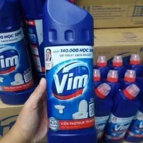 HỎA TỐC VIM TẨY BỒN CẦU 880ML THÙNG 16 CHAI