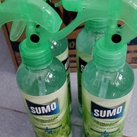 NƯỚC XỊT PHÒNG SUMO MÀU XANH LÁ
